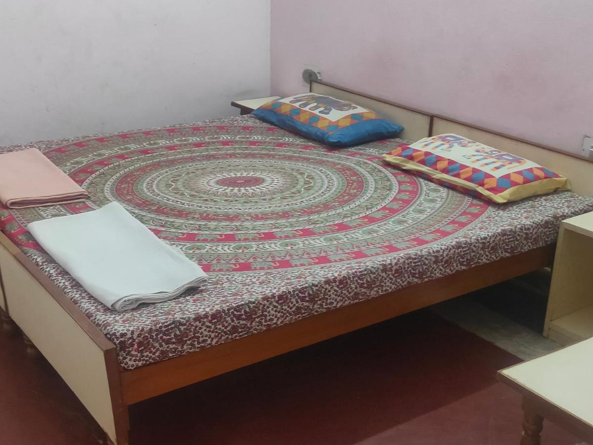 Jwala Niketan Guesthouse Private Rooms Jaipur Ngoại thất bức ảnh